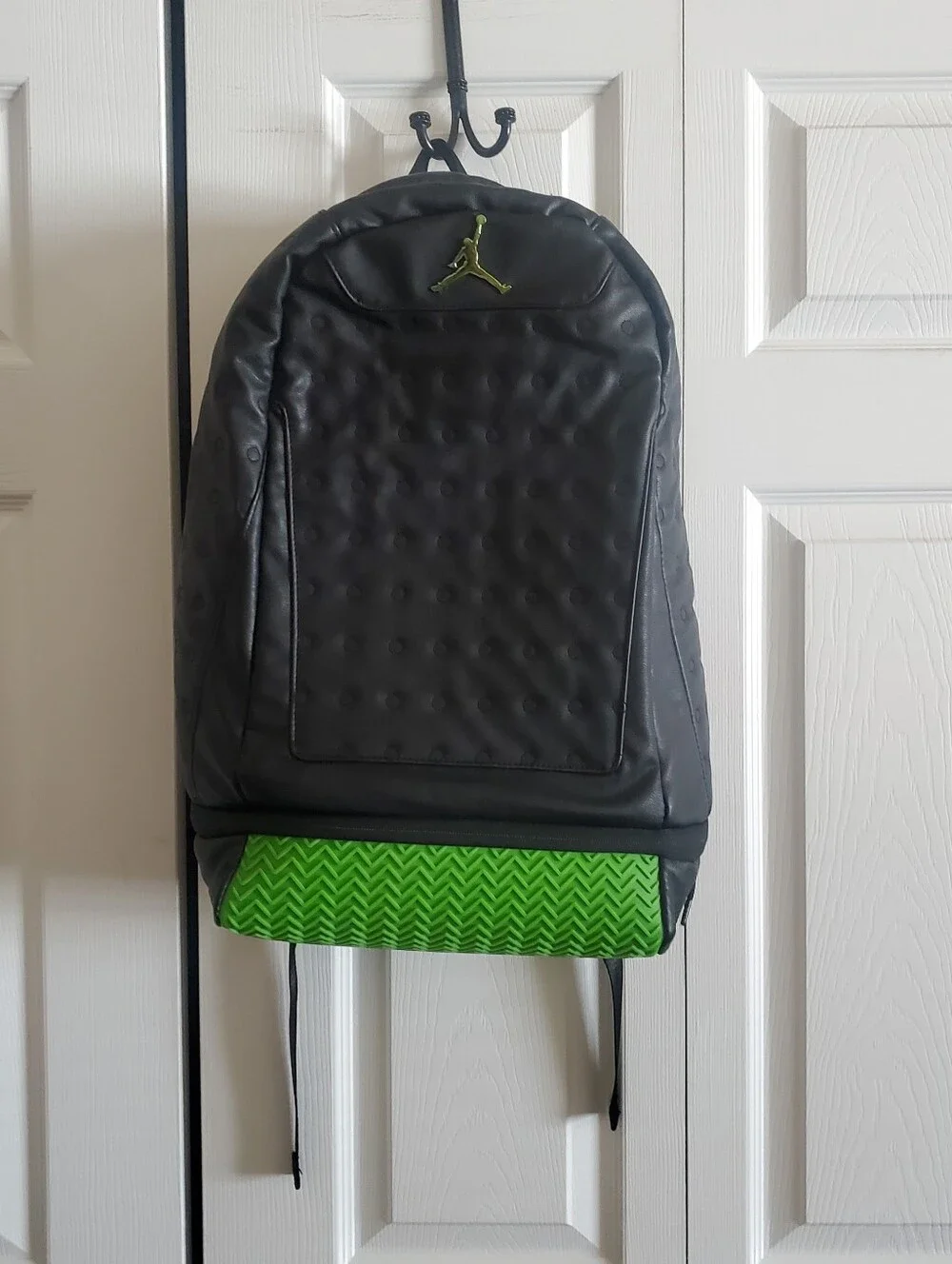 JORDAN RETRO 13' GOT GAME LIMITED EDITION BACKPACK. ALTITUDE. BLACK GREEN NEWER